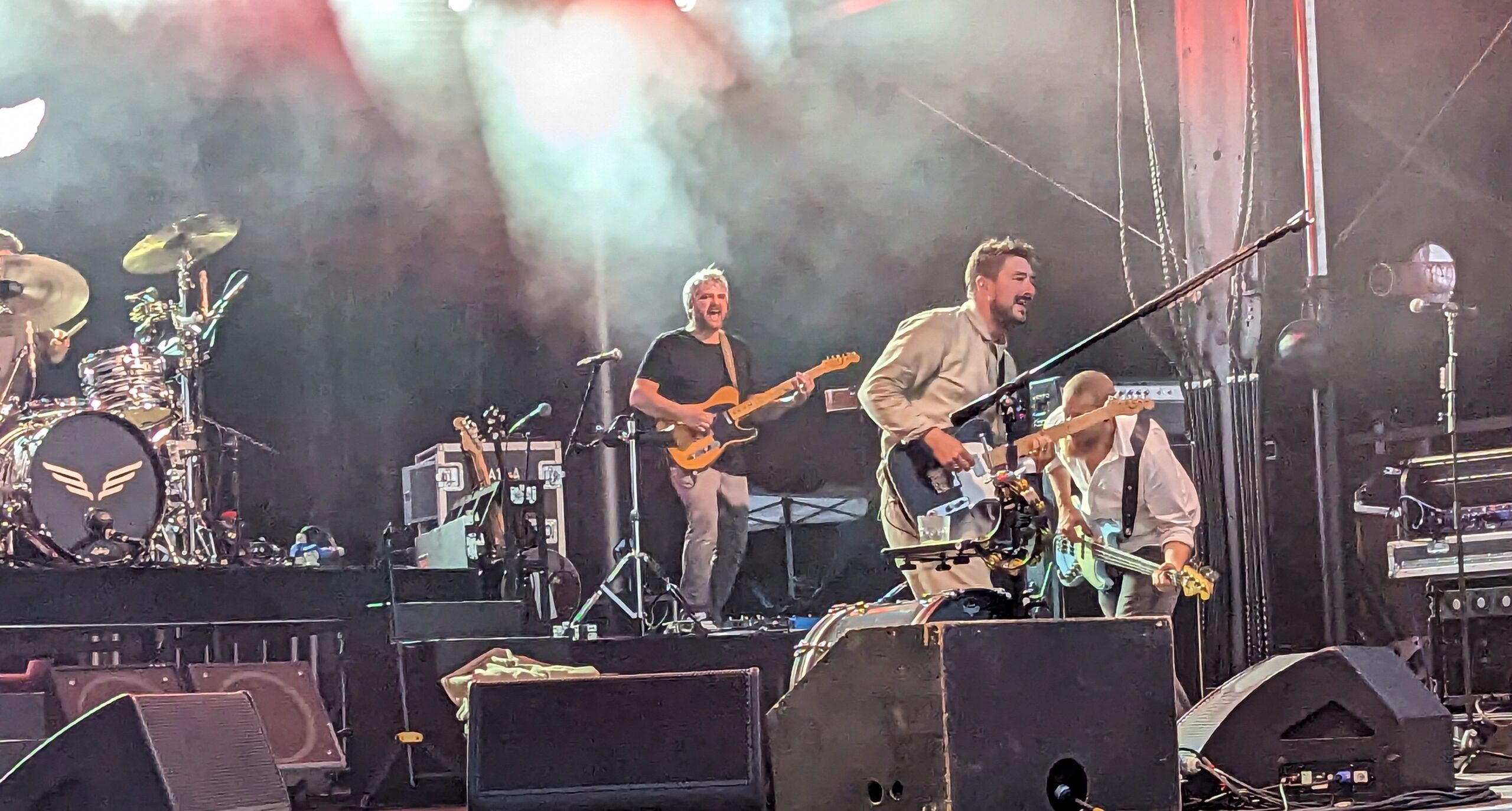 Mumford and Sons performing at Beach Road Weekend Festival